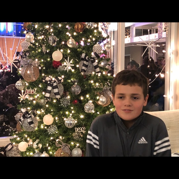 Meet your Posher, Drew - Picture 1 of 1